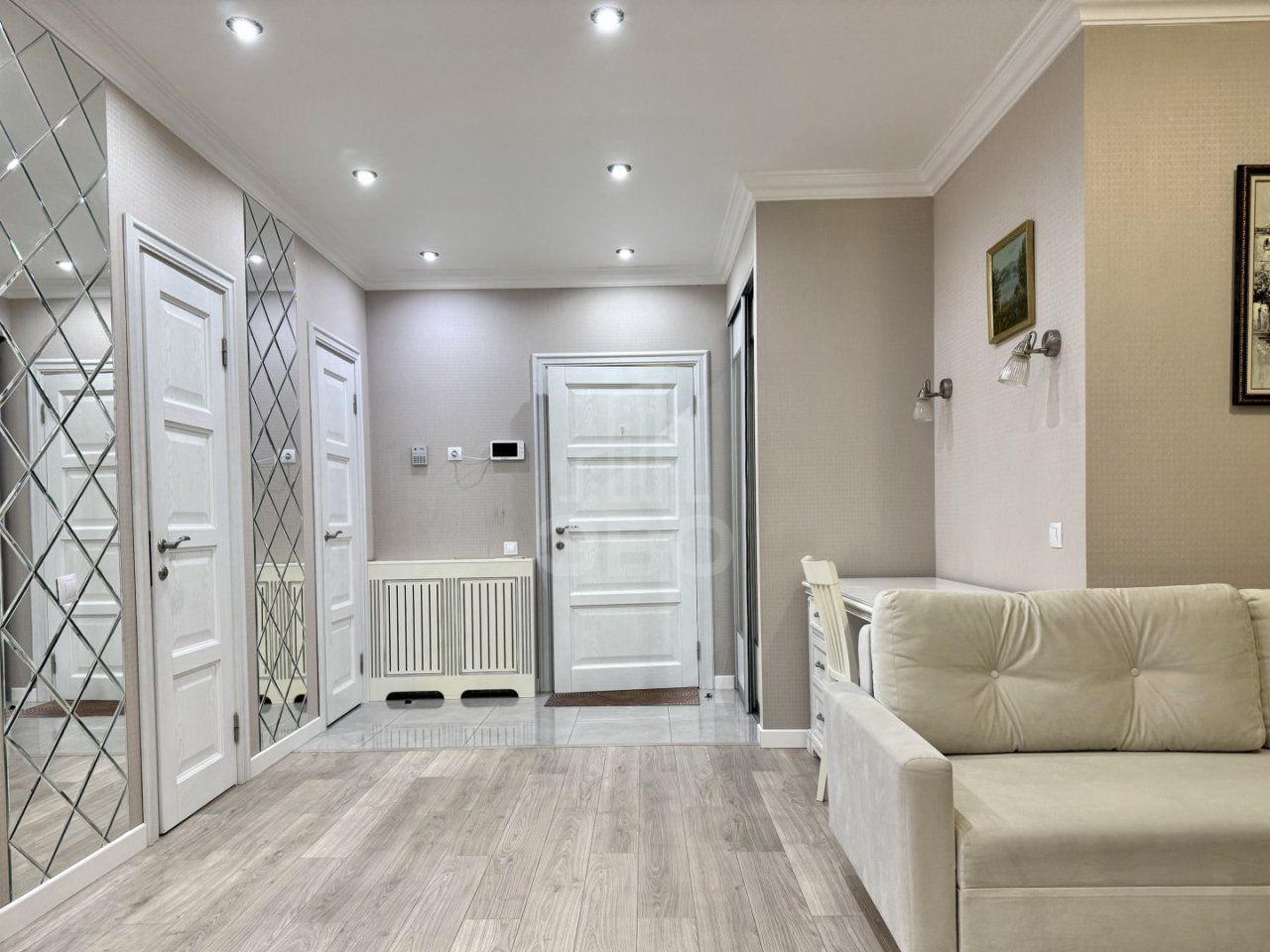 однокомнатная квартира в Санкт-Петербурге по адресу: Кременчугская ул., 13, к 1