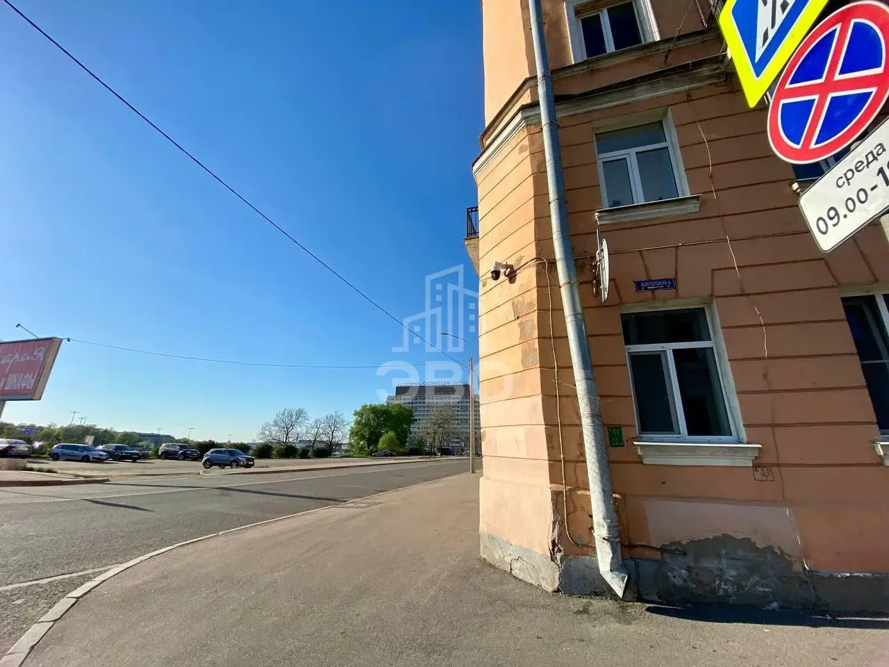 комната в Санкт-Петербурге по адресу: Большеохтинский проспект, 5/10, к 1