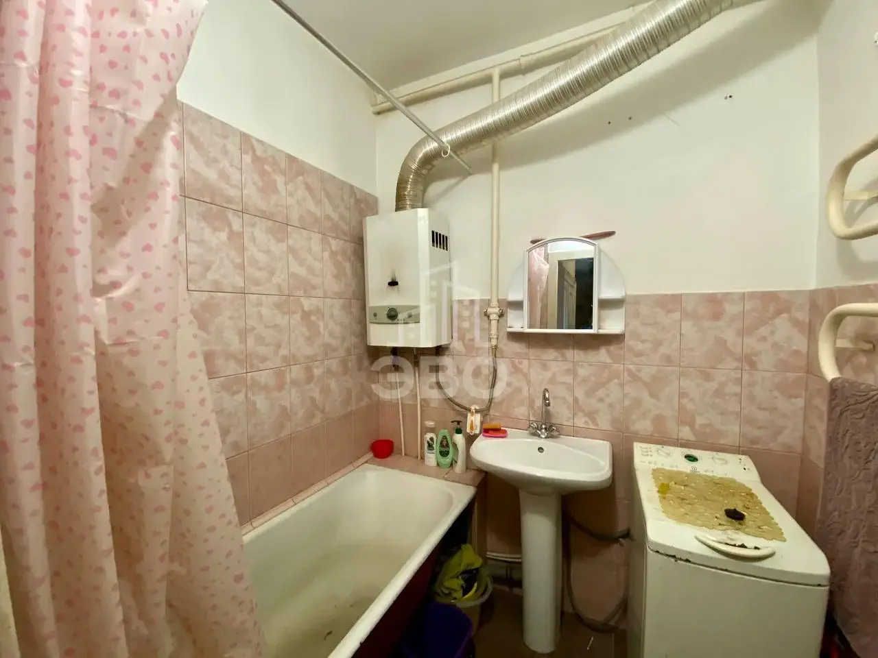 комната в Санкт-Петербурге по адресу: Большеохтинский проспект, 5/10, к 1