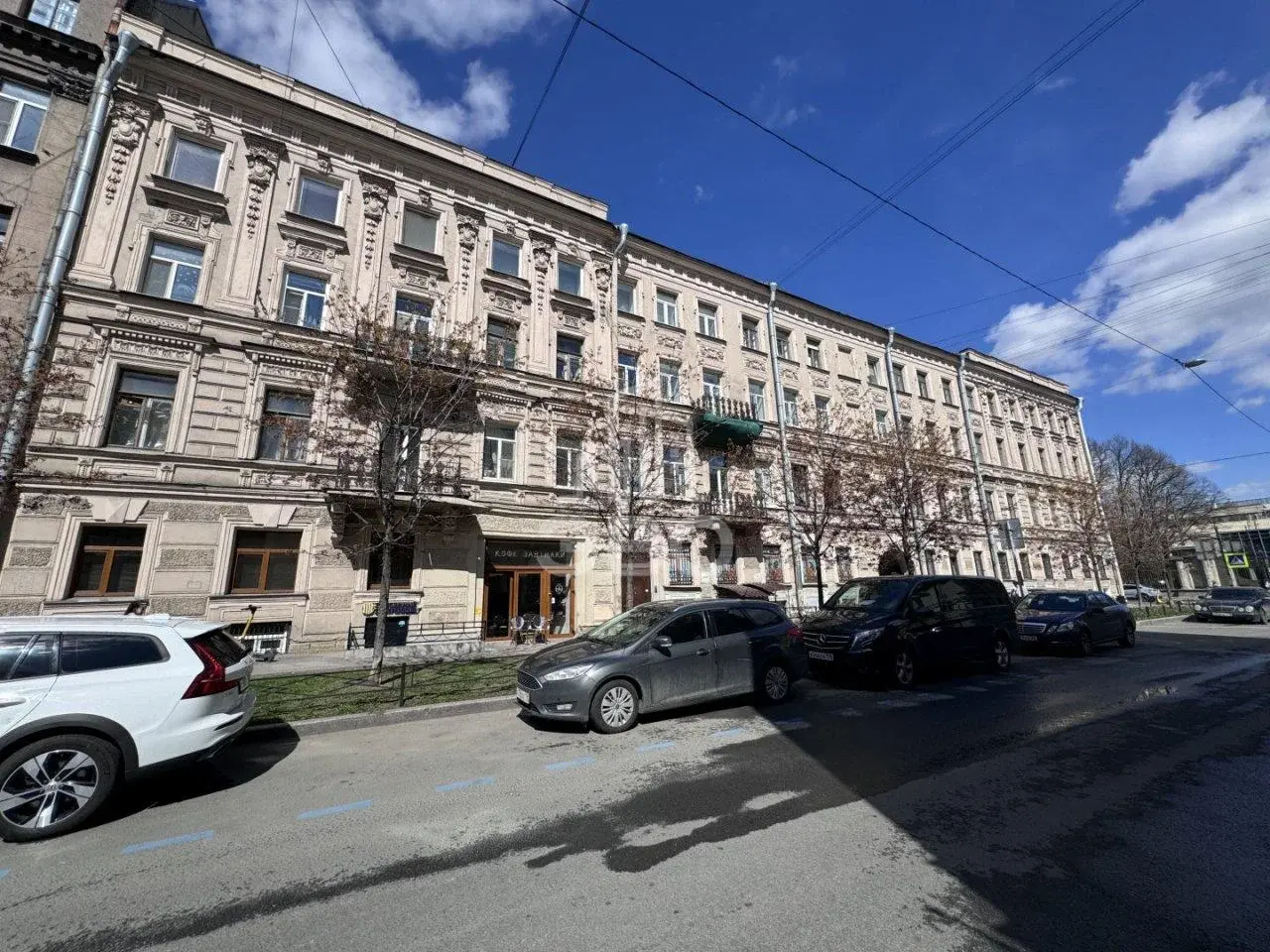 четырехкомнатная квартира в Санкт-Петербурге по адресу: 6-я Красноармейская ул., 1