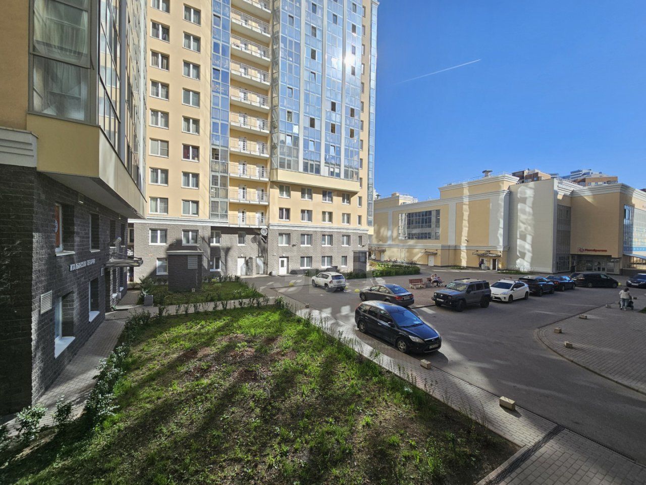 однокомнатная квартира в Санкт-Петербург по адресу: Оптиков ул., 37