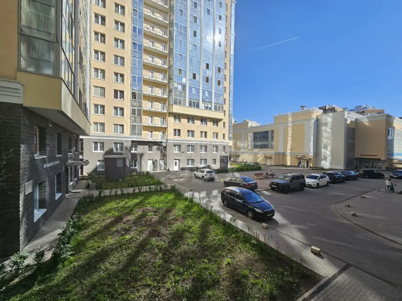 однокомнатная квартира в Санкт-Петербурге по адресу: Оптиков ул., 37