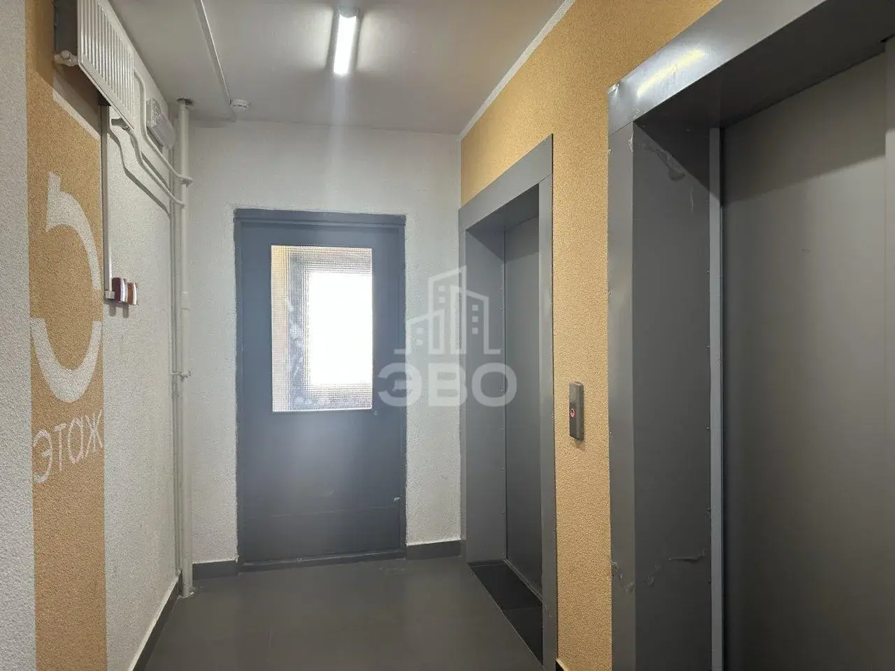 однокомнатная квартира в Санкт-Петербурге по адресу: Шувалова ул., 48