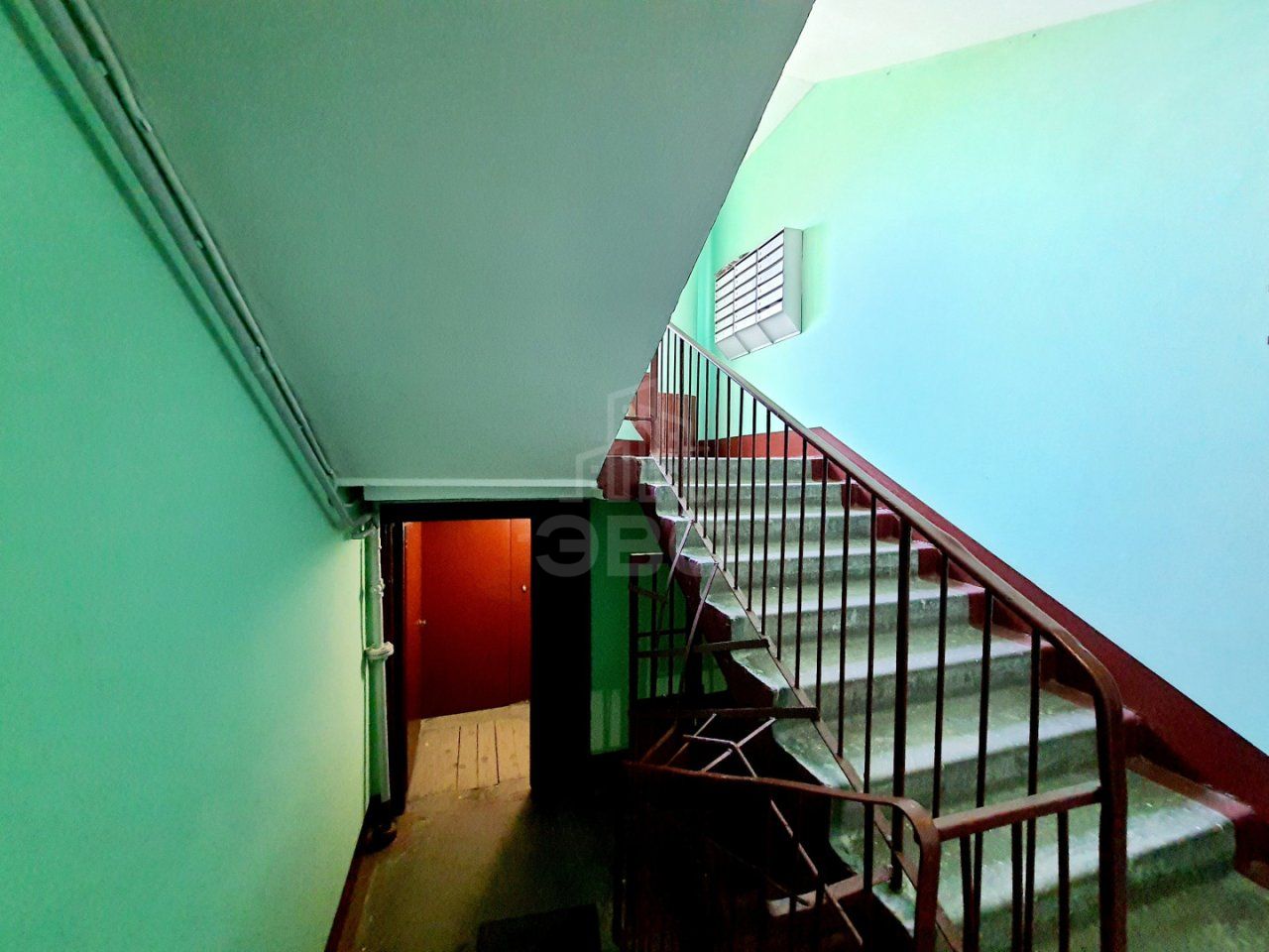 двухкомнатная квартира в Санкт-Петербург по адресу: Пионерстроя ул., 18