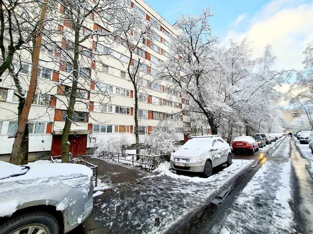 двухкомнатная квартира в Санкт-Петербурге по адресу: Пионерстроя ул., 18