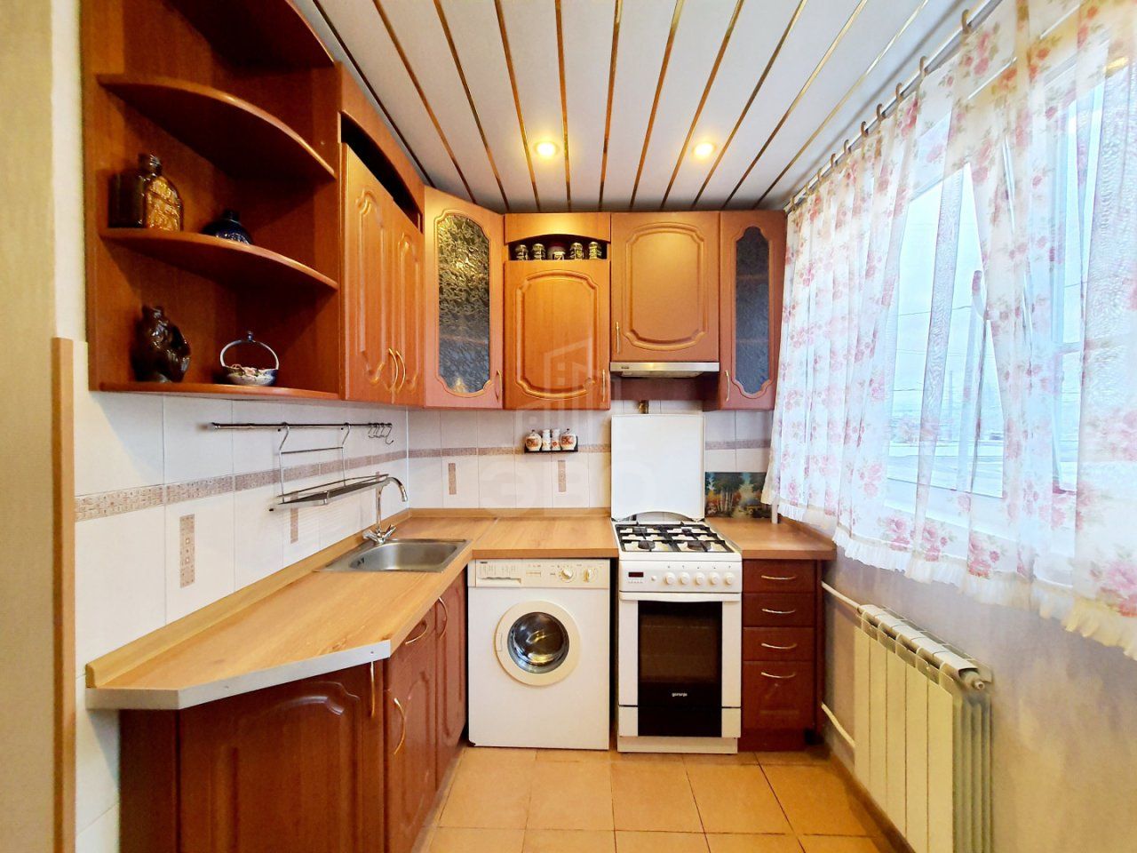 двухкомнатная квартира в Санкт-Петербург по адресу: Пионерстроя ул., 18