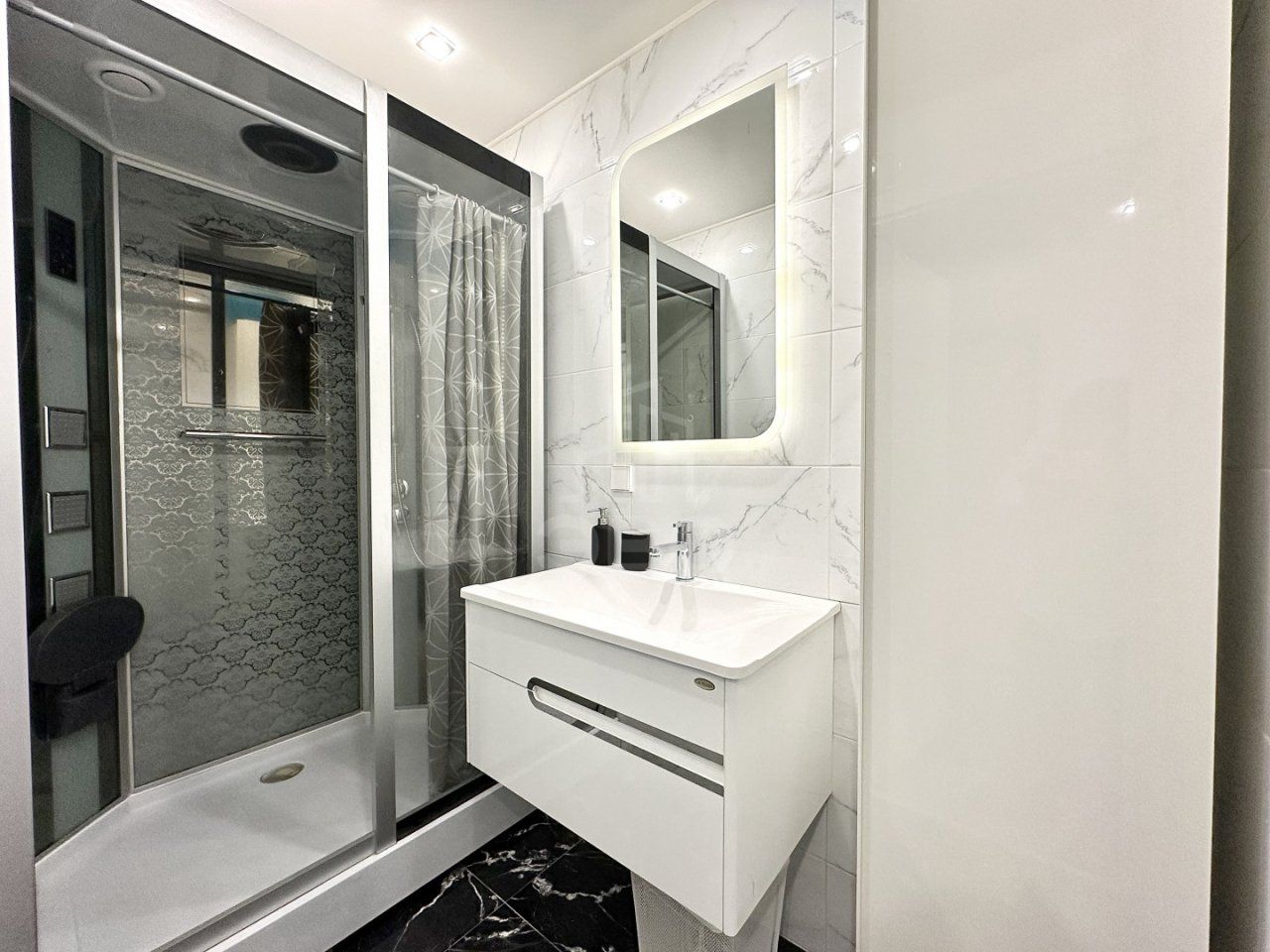 однокомнатная квартира в Санкт-Петербурге по адресу: Ильюшина ул., 6