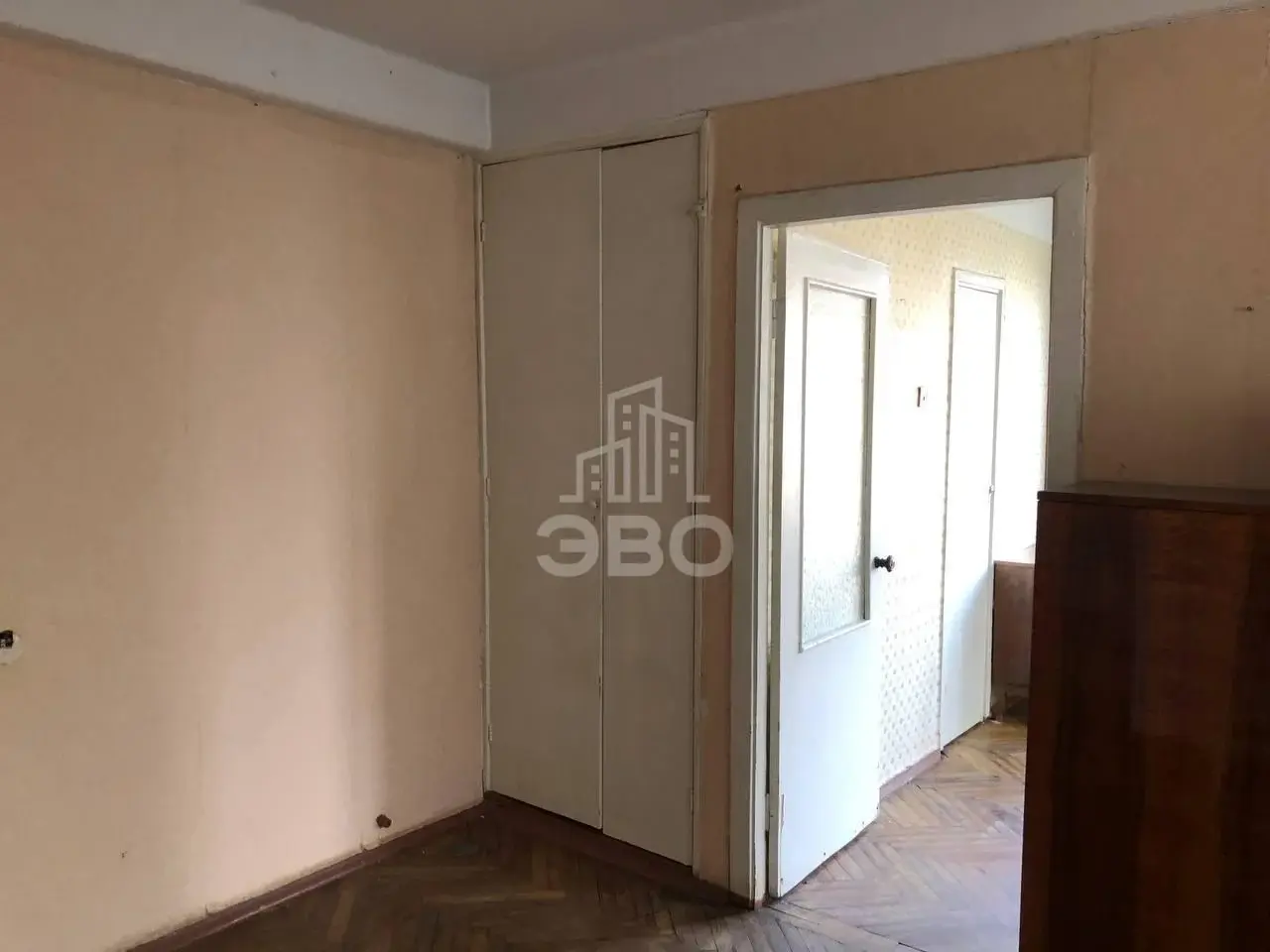 трехкомнатная квартира в Санкт-Петербурге по адресу: Витебский проспект, 61, к 3