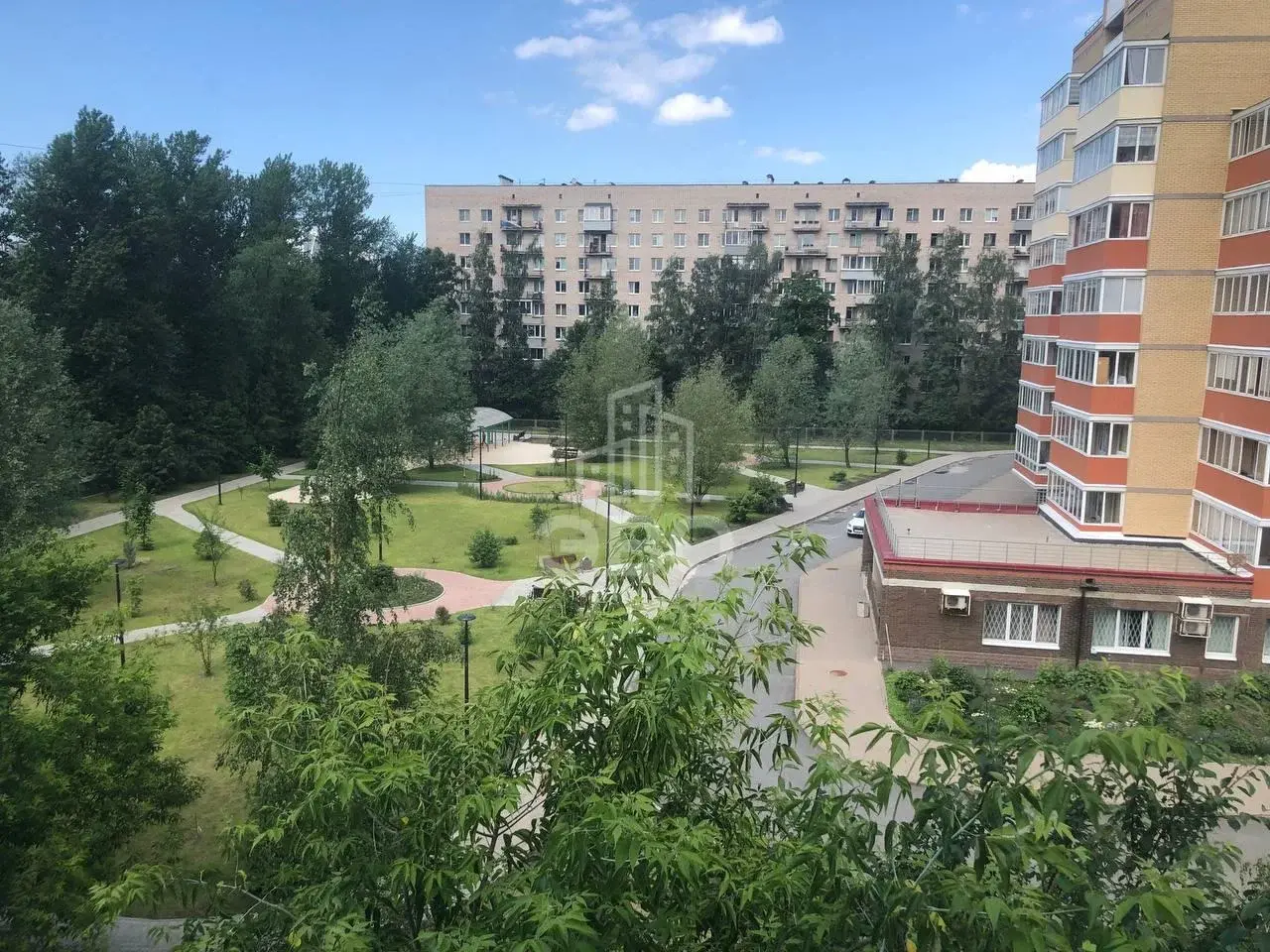 трехкомнатная квартира в Санкт-Петербурге по адресу: Витебский проспект, 61, к 3