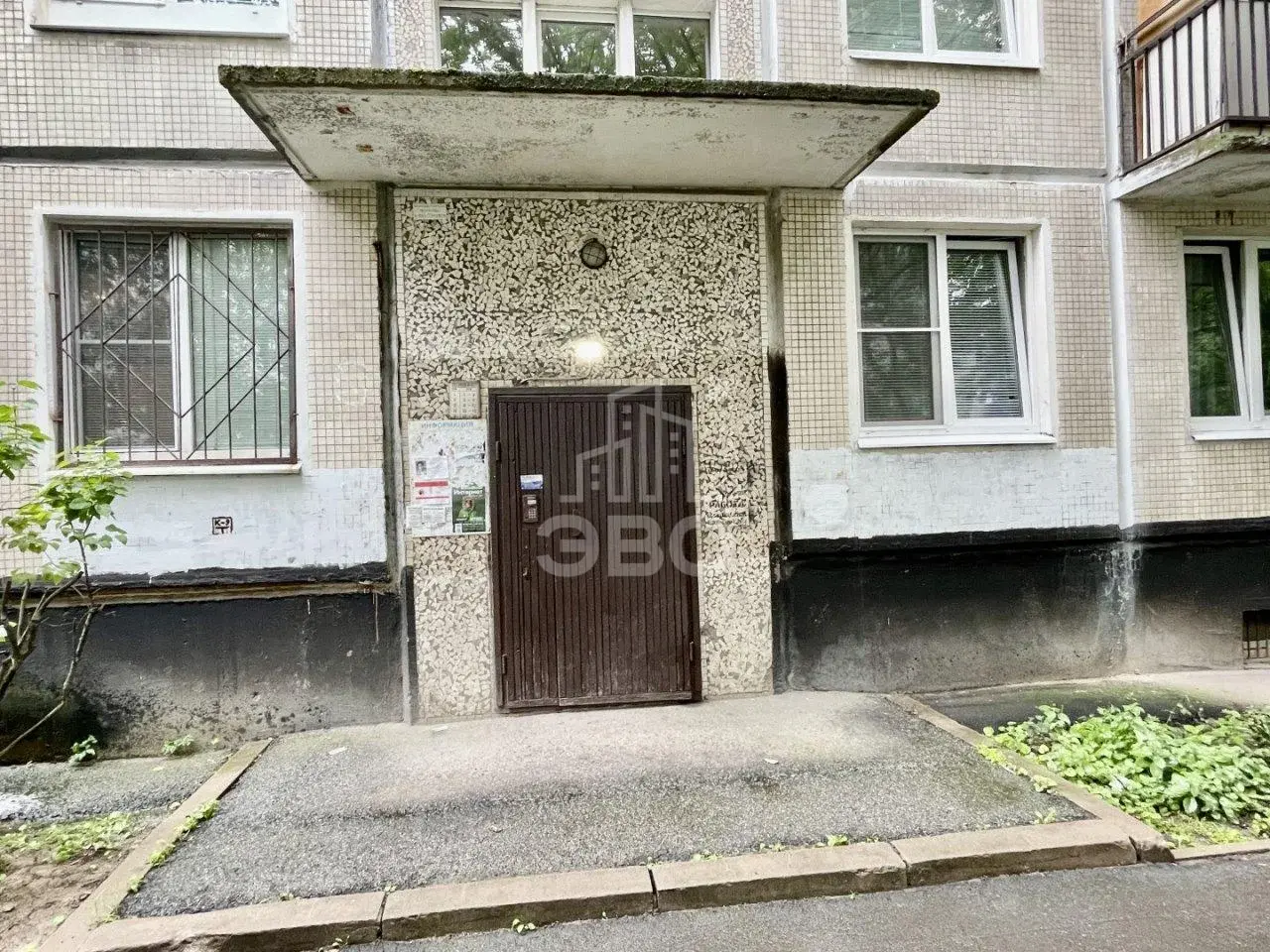 трехкомнатная квартира в Санкт-Петербурге по адресу: Витебский проспект, 61, к 3