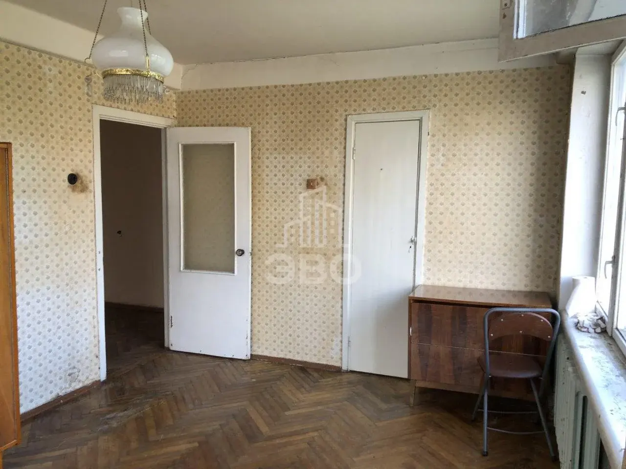 трехкомнатная квартира в Санкт-Петербурге по адресу: Витебский проспект, 61, к 3