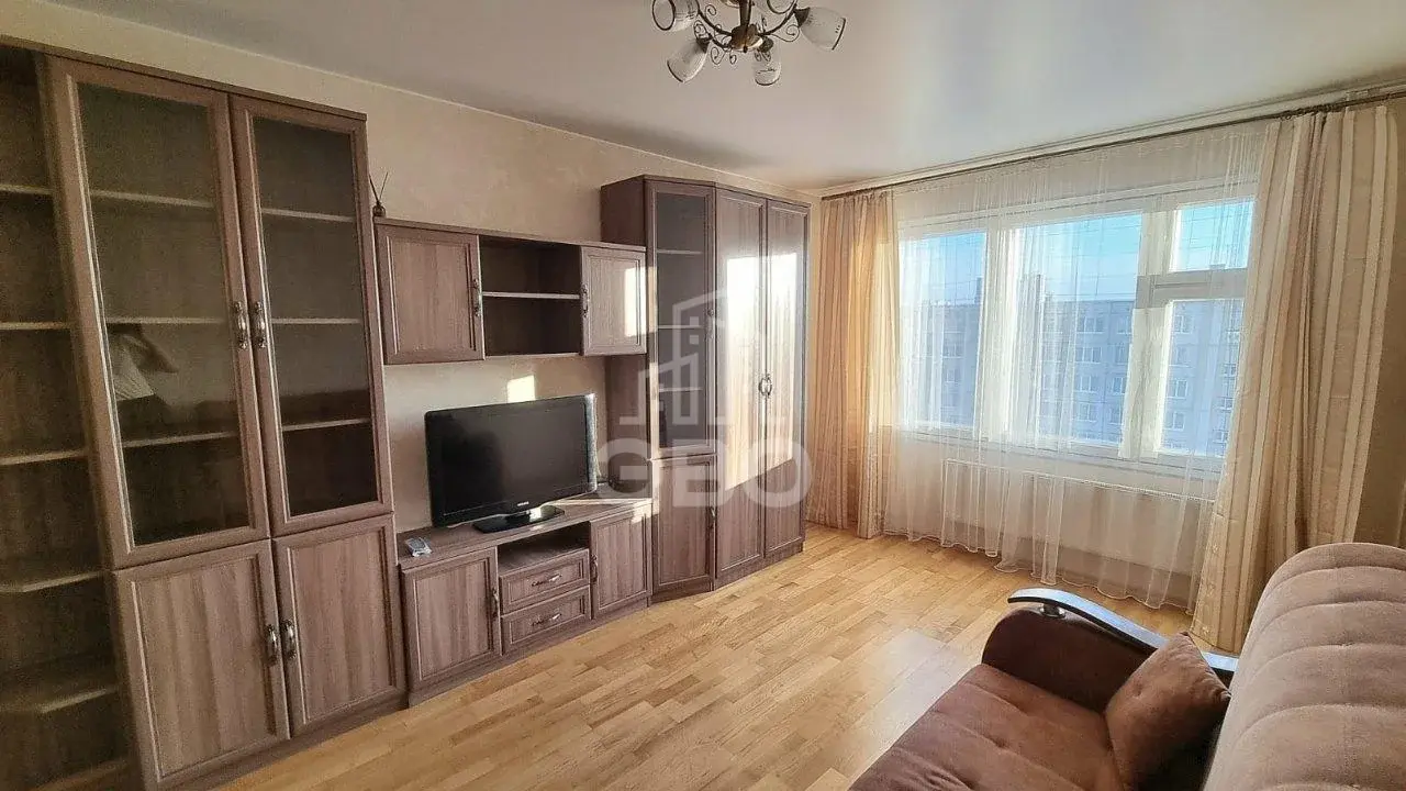 однокомнатная квартира в Санкт-Петербурге по адресу: Подвойского ул., 24, к 3