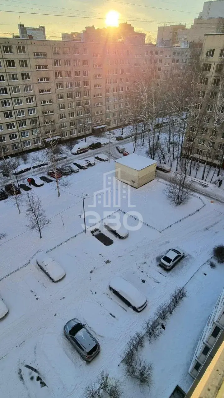 однокомнатная квартира в Санкт-Петербурге по адресу: Подвойского ул., 24, к 3