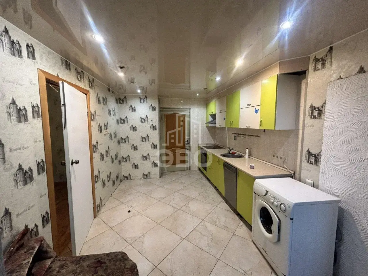 комната в Санкт-Петербурге по адресу: Сантьяго-де-Куба ул., 4, к 1