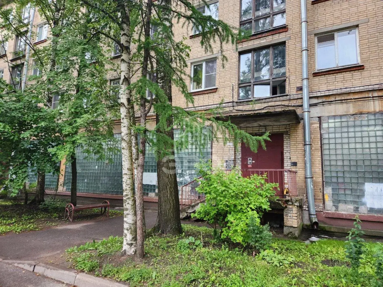 однокомнатная квартира в Санкт-Петербурге по адресу: Александровская ул., 32б