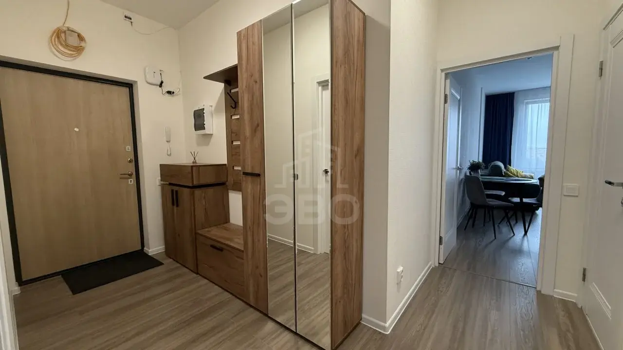 двухкомнатная квартира в Санкт-Петербурге по адресу: Октябрьская наб., 40, строение 1