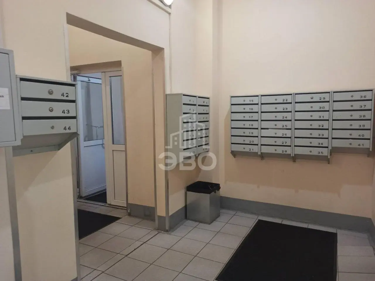 трехкомнатная квартира в Санкт-Петербурге по адресу: Варшавская ул., 23, к 3