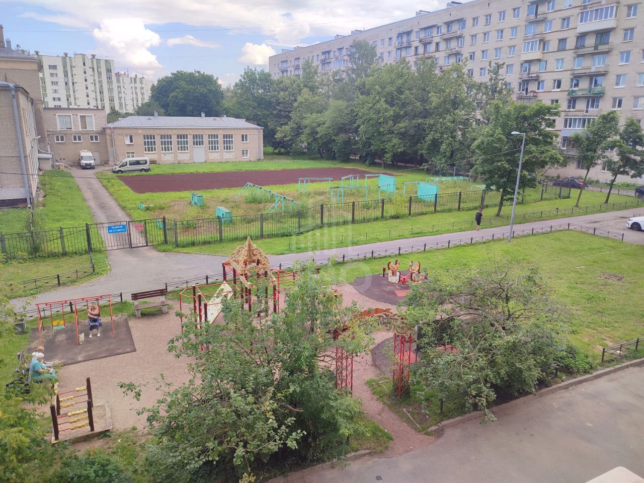 однокомнатная квартира в Санкт-Петербурге по адресу: Лёни Голикова ул., 2