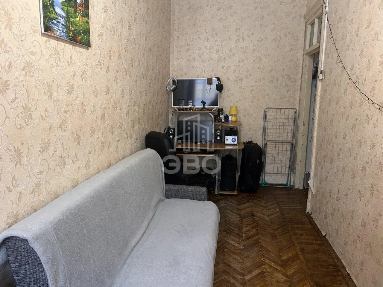 трехкомнатная квартира в Санкт-Петербурге по адресу: 2-я В.О. линия, 29