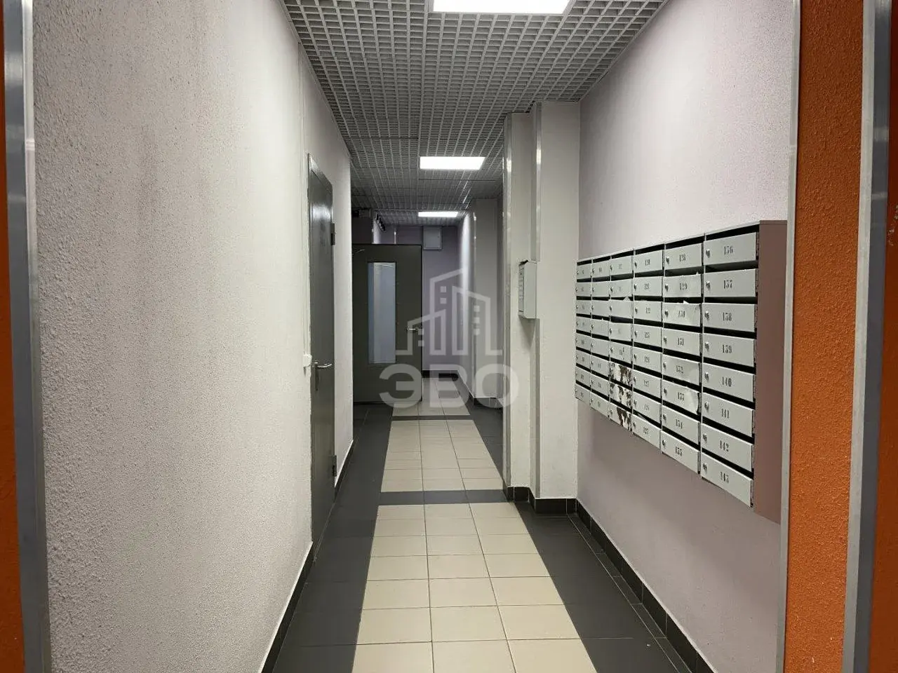 трехкомнатная квартира в Санкт-Петербурге по адресу: Богословская ул., 4, к 1