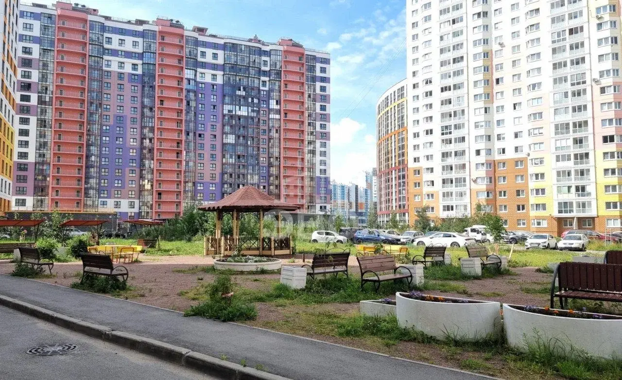 однокомнатная квартира в Санкт-Петербурге по адресу: Комендантский проспект, 59, к 2, строение 1