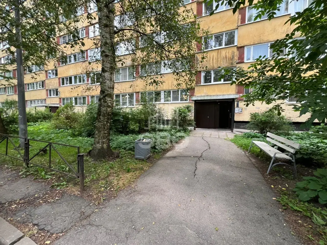 однокомнатная квартира в Санкт-Петербурге по адресу: Серебристый б-р., 26