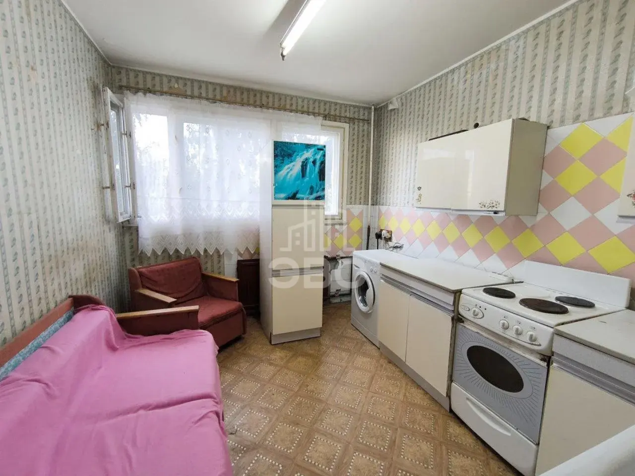 трехкомнатная квартира в Санкт-Петербурге по адресу: Тамбасова ул., 6, к 1