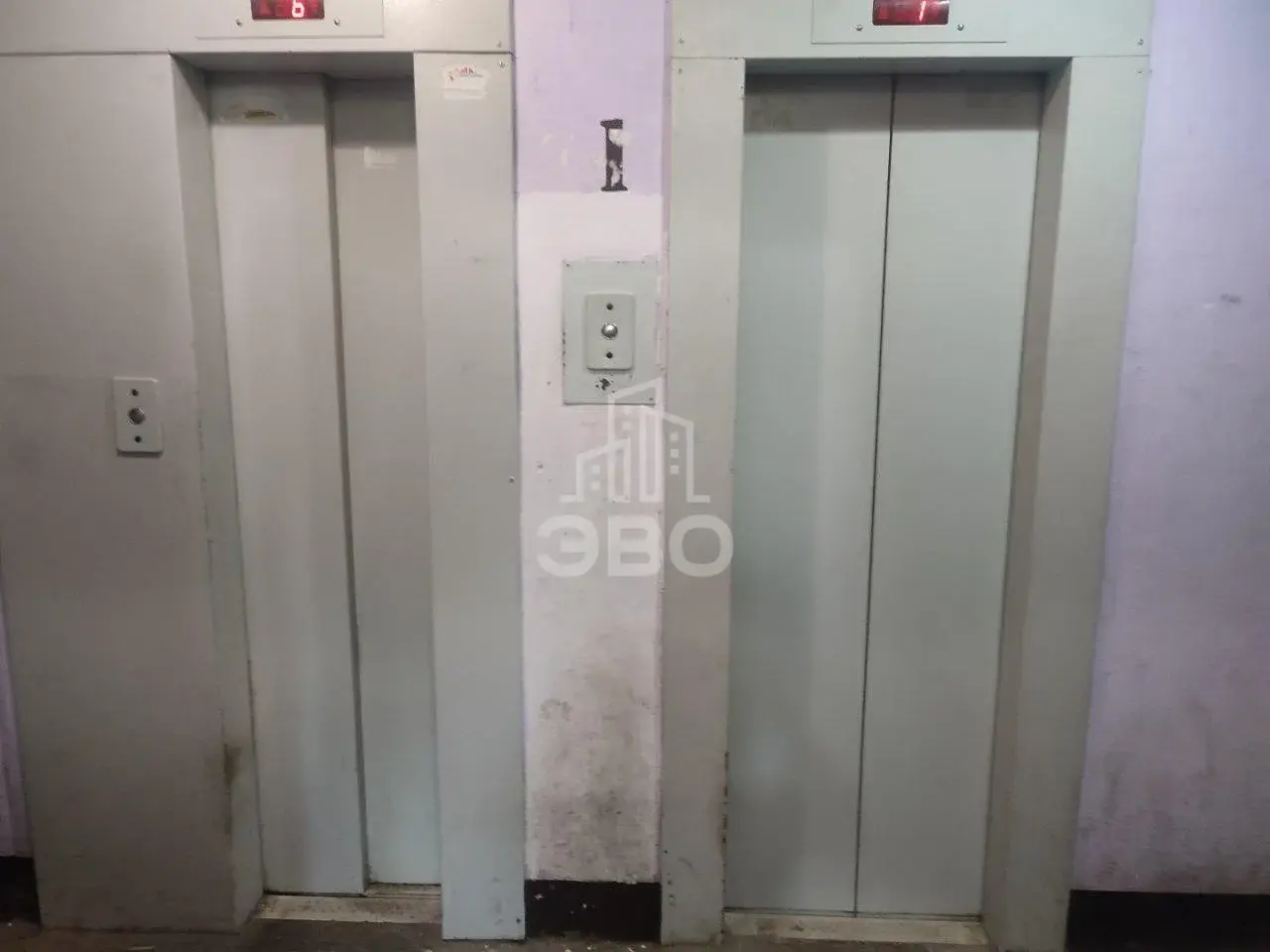 трехкомнатная квартира в Санкт-Петербурге по адресу: Тамбасова ул., 6, к 1
