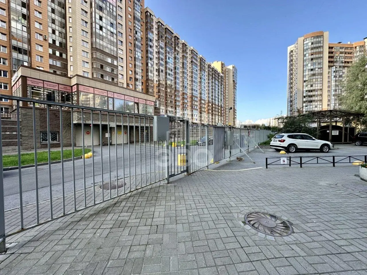 двухкомнатная квартира в Санкт-Петербурге по адресу: Королёва проспект, 63, к 2