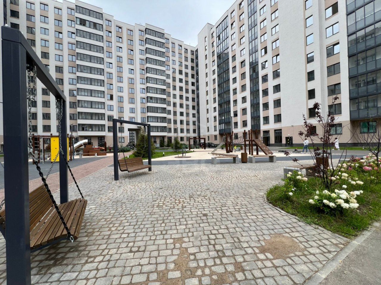 двухкомнатная квартира в Ленинградской области по адресу: Строителей проспект, 1, к 1