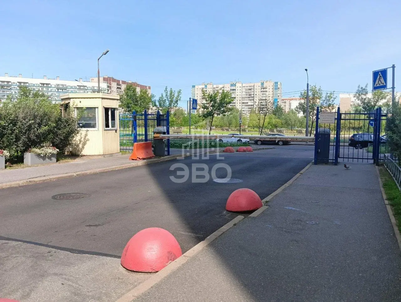 двухкомнатная квартира в Санкт-Петербурге по адресу: Бадаева ул., 6, к 1