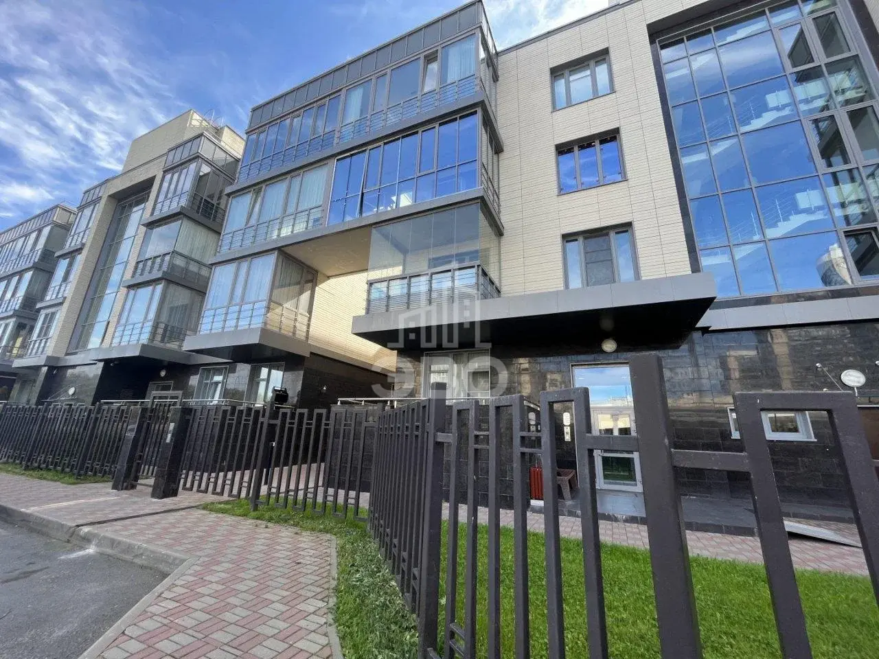 однокомнатная квартира в Санкт-Петербурге по адресу: Катерников ул., 10, к 1