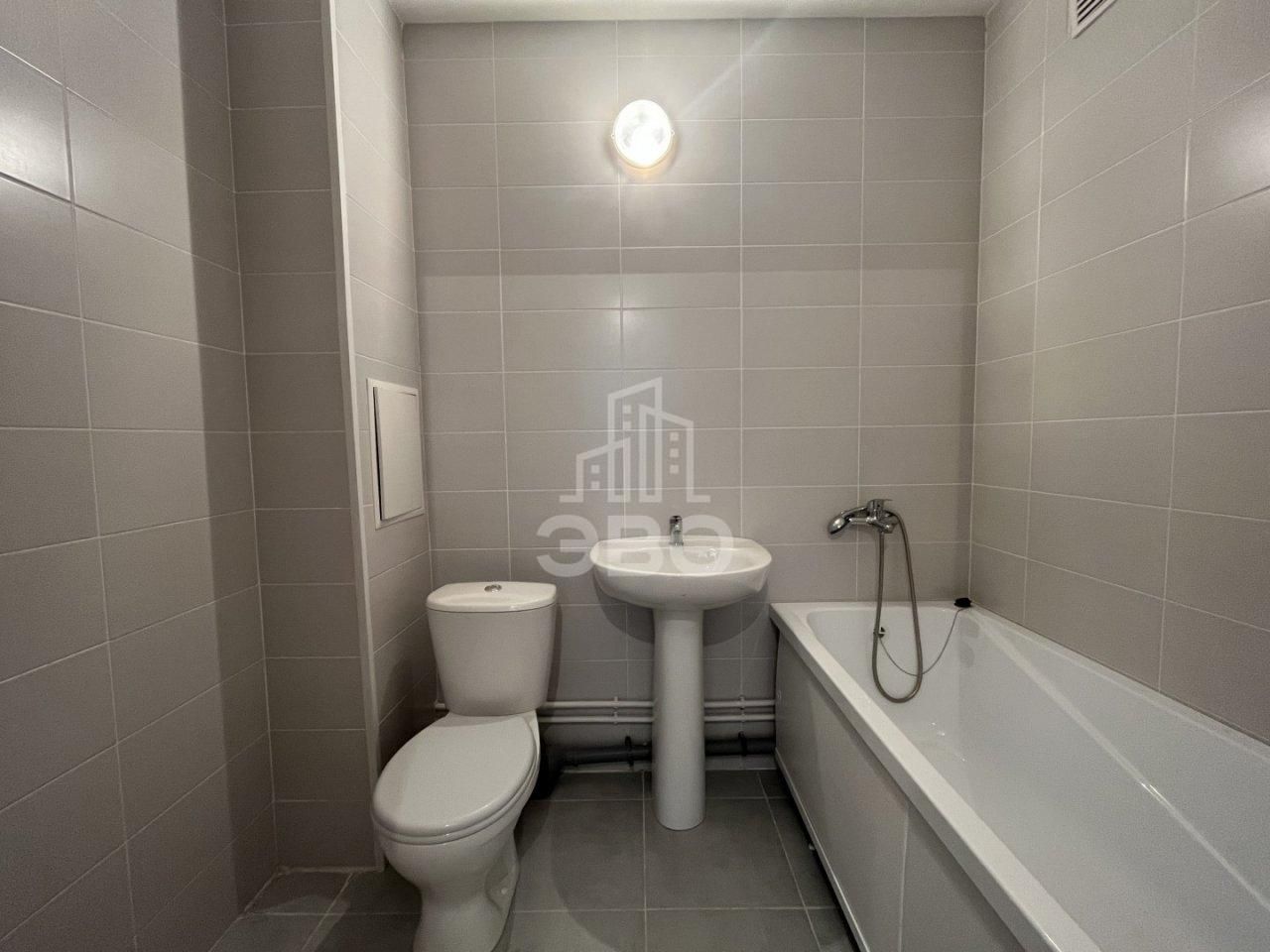 однокомнатная квартира в Санкт-Петербурге по адресу: Шоссе в Лаврики ул., 72, к 1