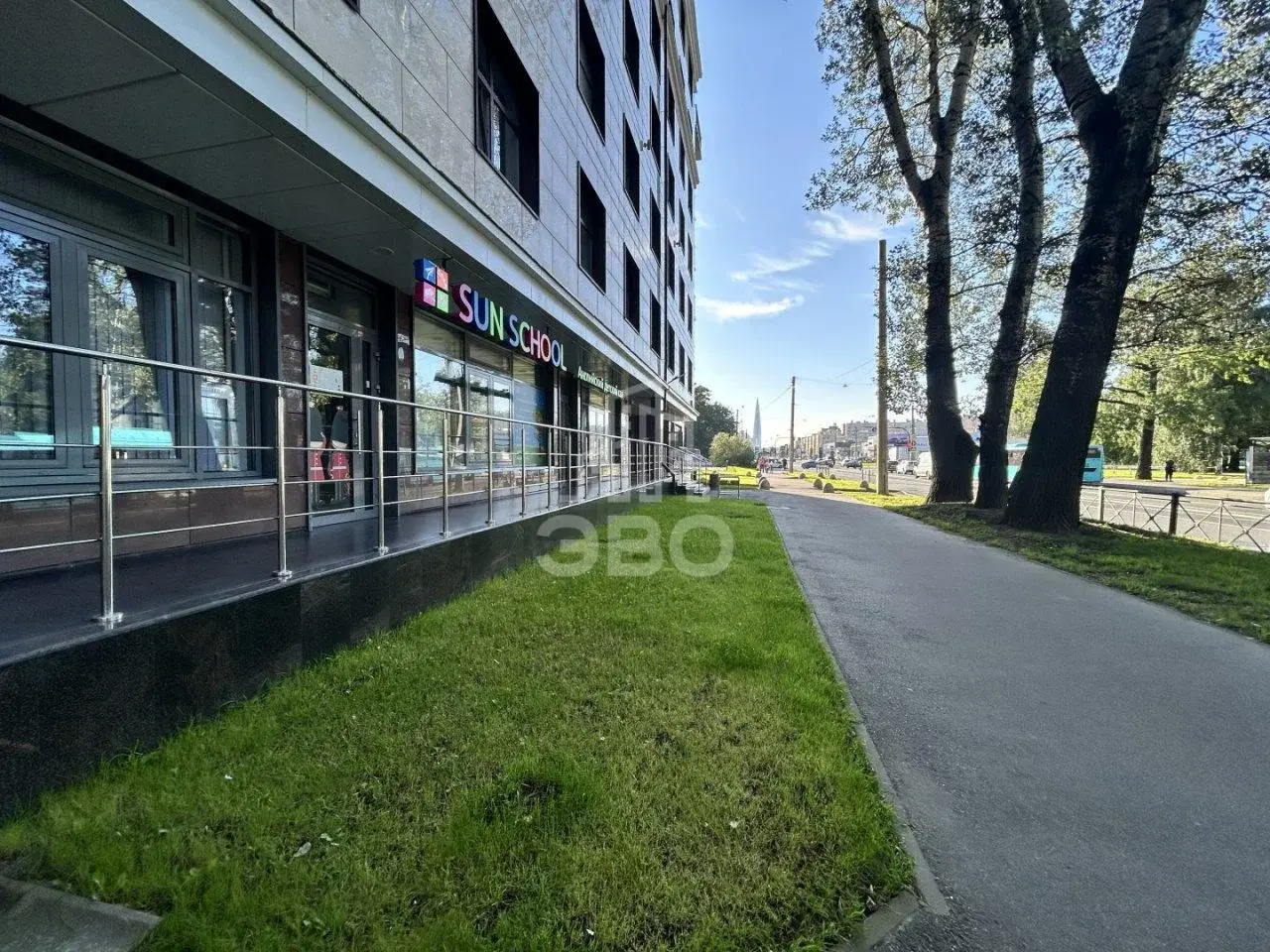 однокомнатная квартира в Санкт-Петербурге по адресу: Савушкина ул., 104, строение 1
