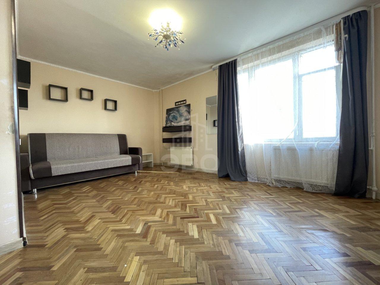 двухкомнатная квартира в Санкт-Петербурге по адресу: Народного Ополчения проспект, 57