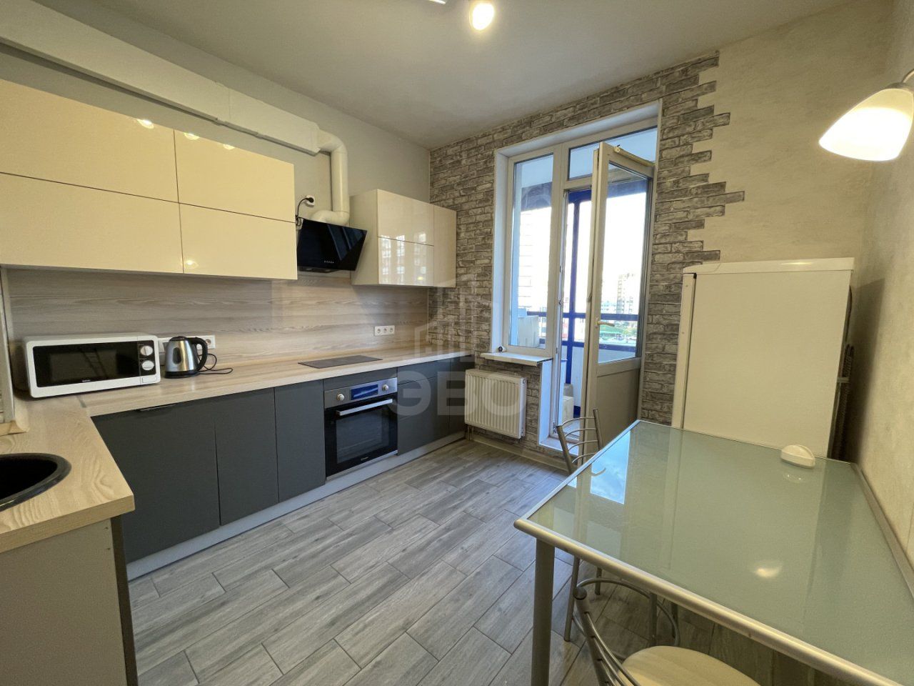 однокомнатная квартира в Ленинградской области по адресу: Центральная ул., 50, к 1