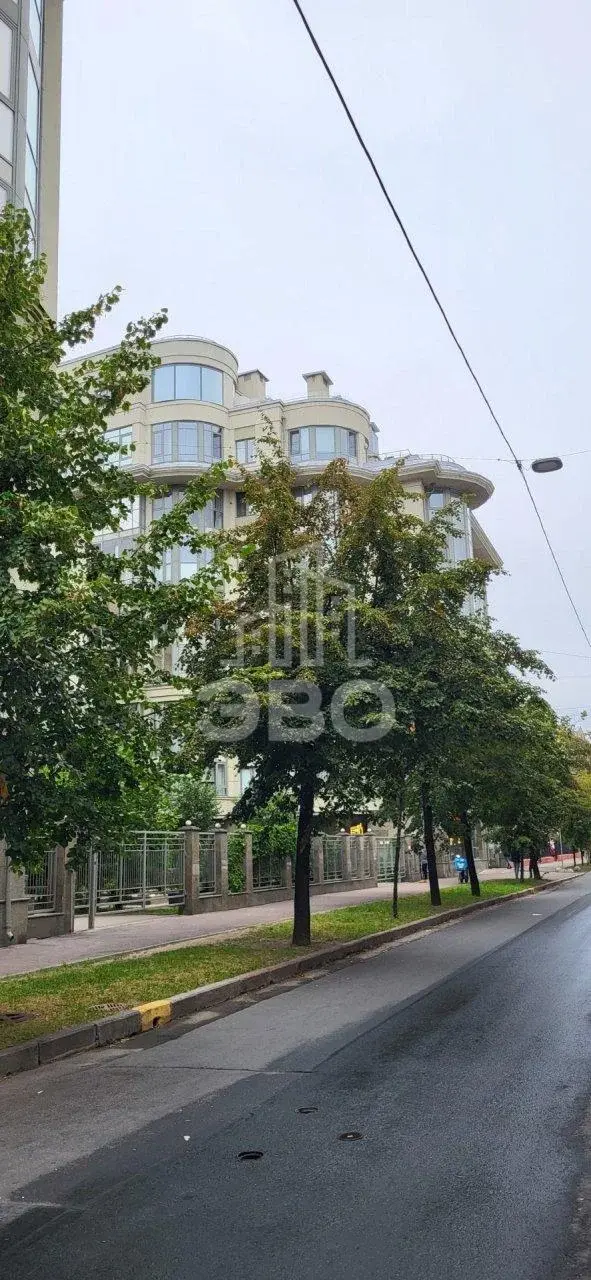 трехкомнатная квартира в Санкт-Петербурге по адресу: Большая Посадская ул., 12, литера А