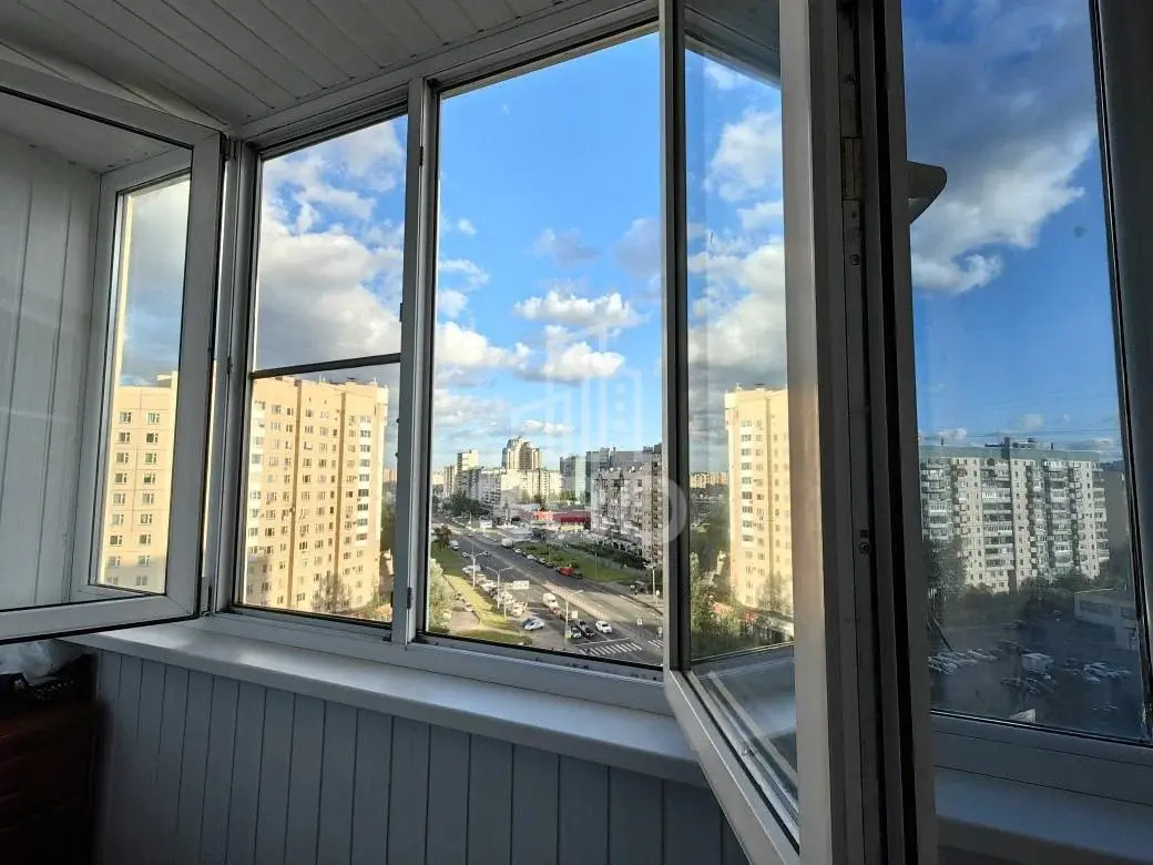 однокомнатная квартира в Санкт-Петербурге по адресу: Пятилеток проспект, 13, к 1