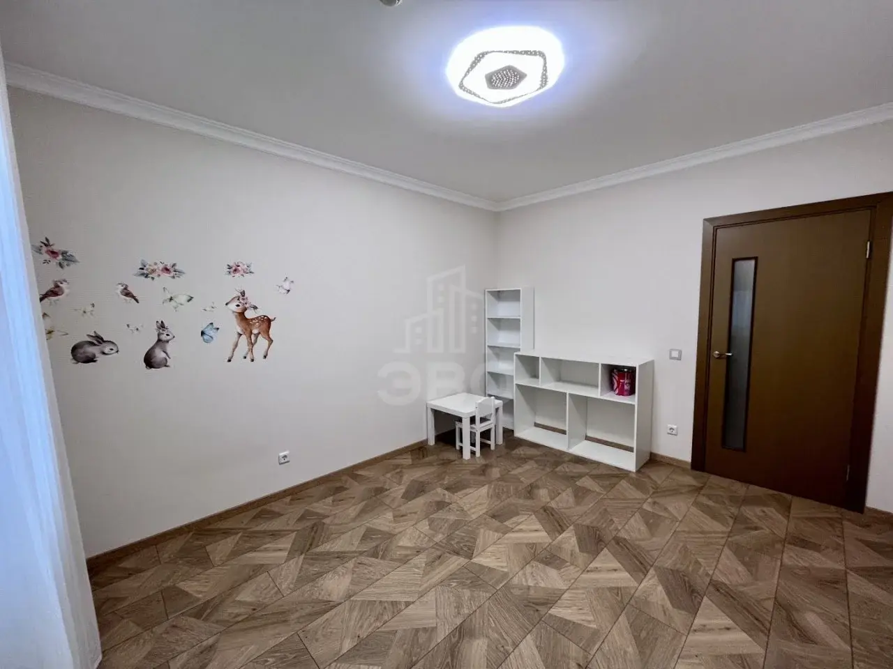 трехкомнатная квартира в Санкт-Петербурге по адресу: Витебский проспект, 101, к 2, строение 1