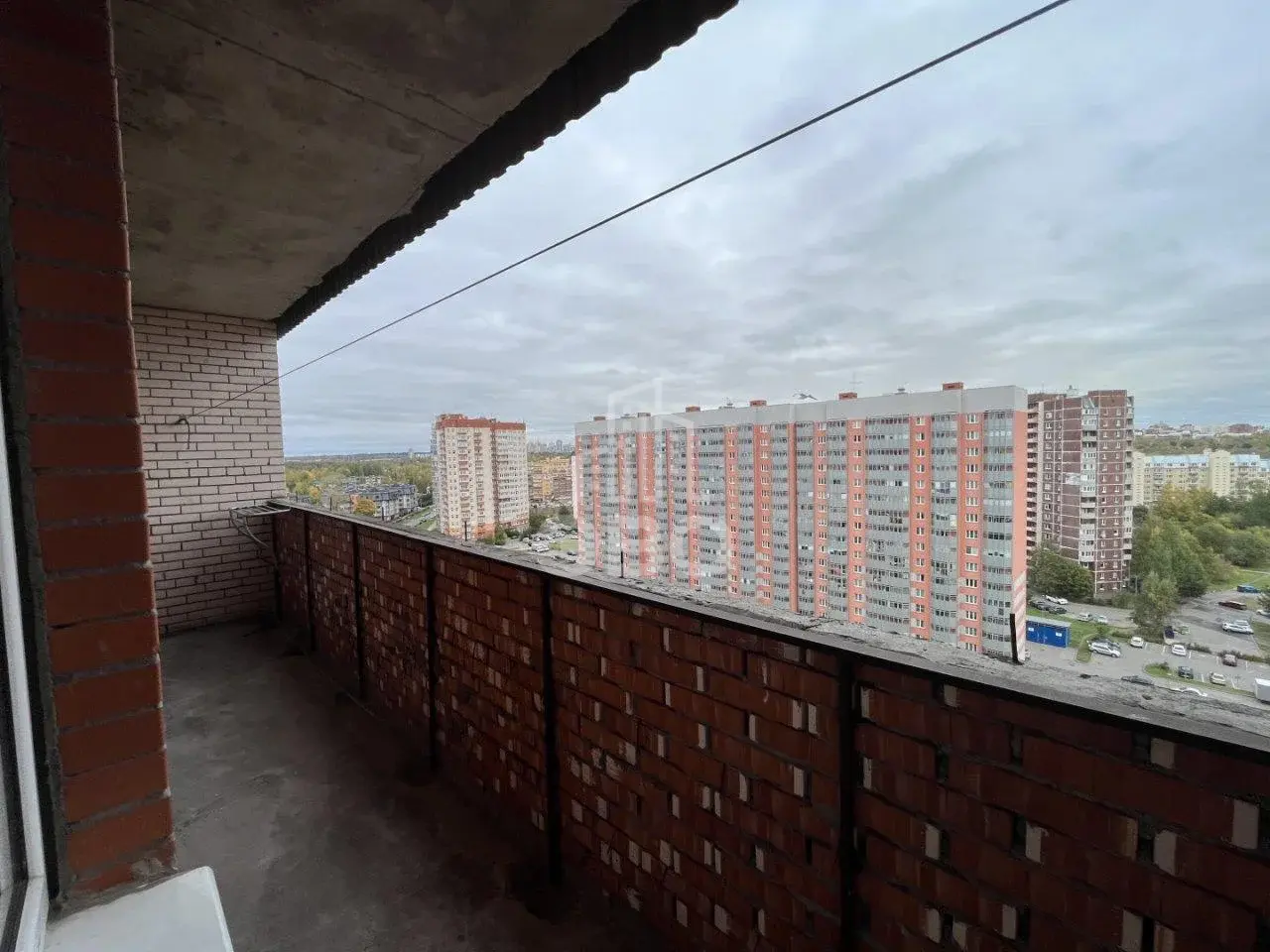 трехкомнатная квартира в Санкт-Петербурге по адресу: Новоколомяжский проспект, 11