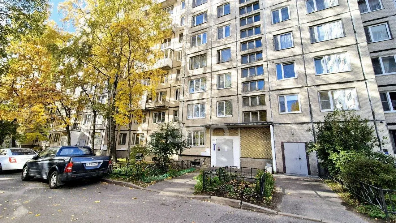 однокомнатная квартира в Санкт-Петербурге по адресу: Культуры проспект, 22, к 2