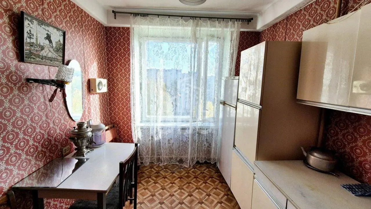 однокомнатная квартира в Санкт-Петербурге по адресу: Культуры проспект, 22, к 2