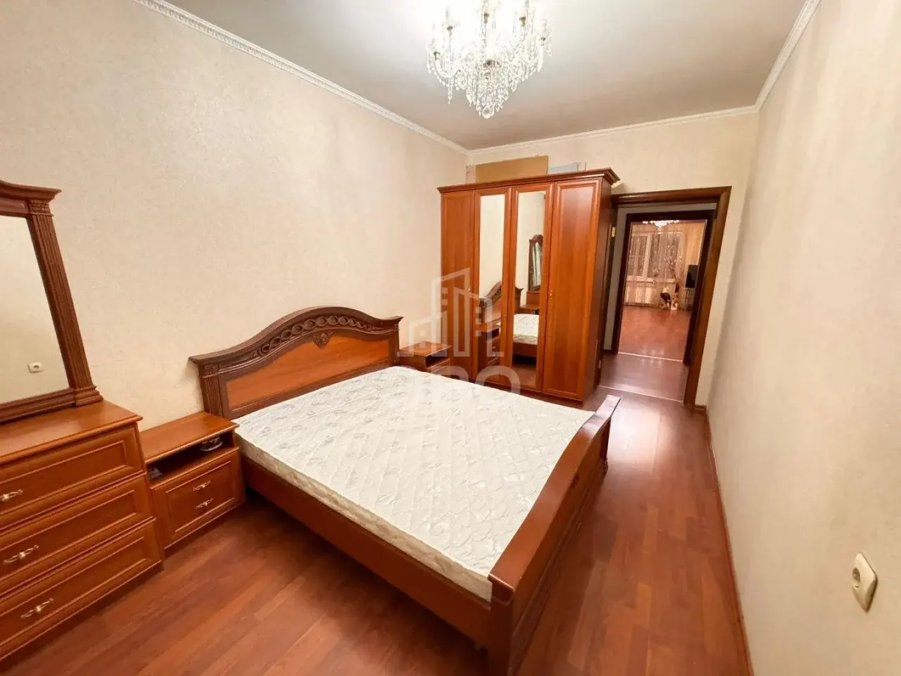 трехкомнатная квартира в Санкт-Петербурге по адресу: Альпийский пер., 32