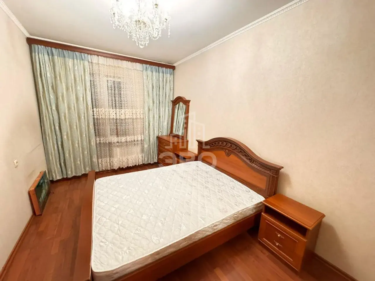трехкомнатная квартира в Санкт-Петербурге по адресу: Альпийский пер., 32