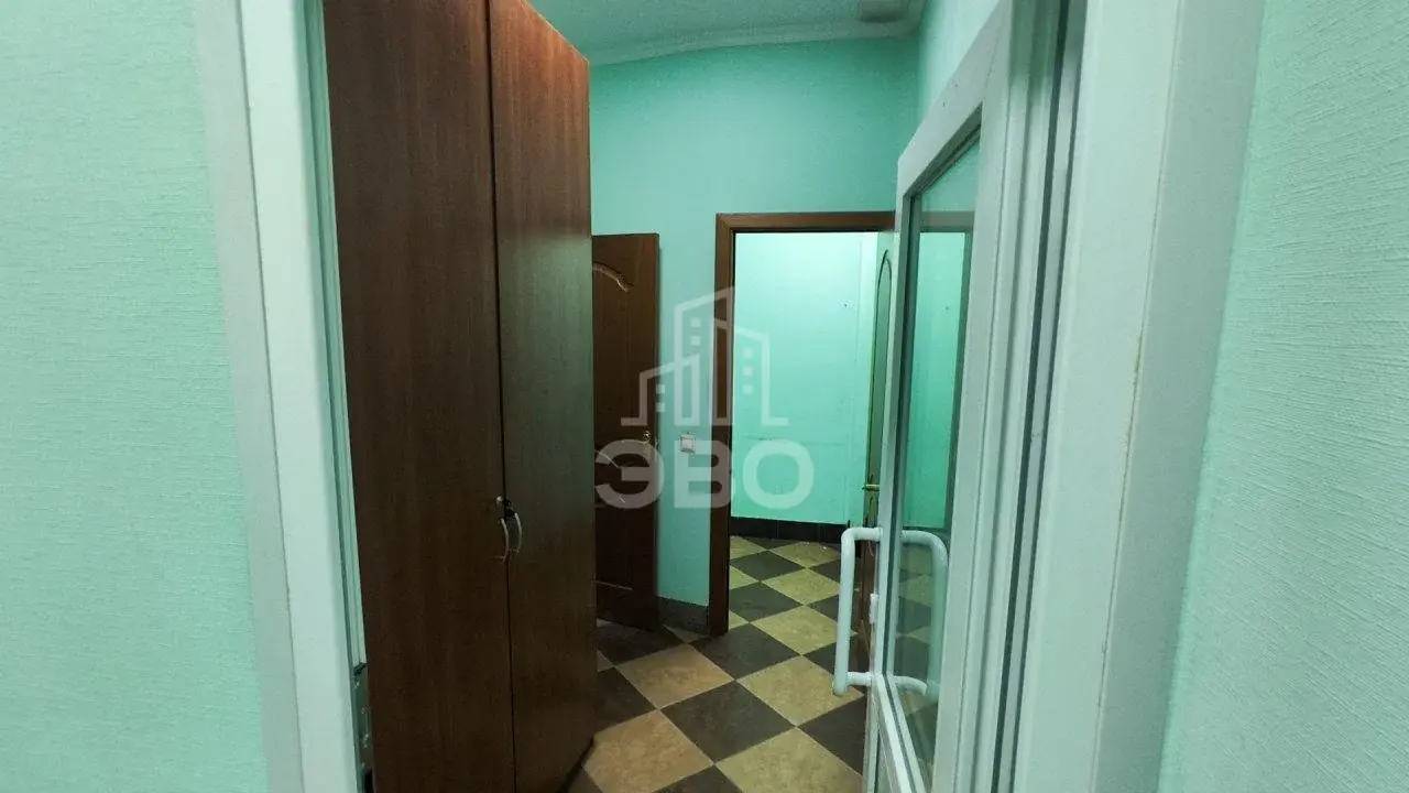 коммерция в Санкт-Петербурге по адресу: Никольское ш., 2, к 3