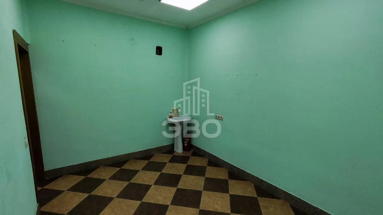 коммерция в Санкт-Петербурге по адресу: Никольское ш., 2, к 3