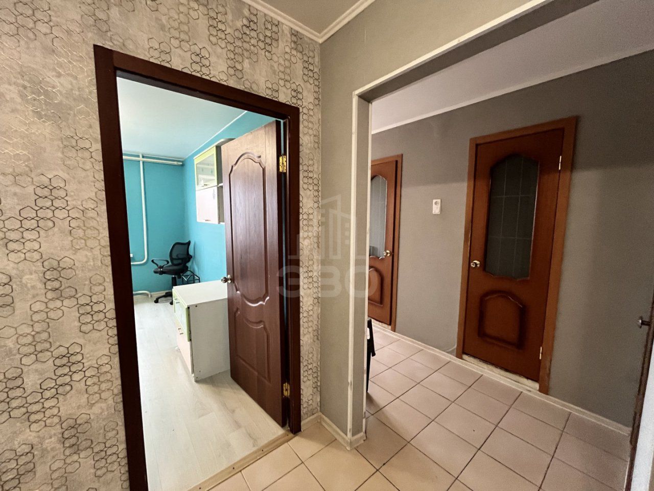 двухкомнатная квартира в Санкт-Петербурге по адресу: Коммунаров ул., 120