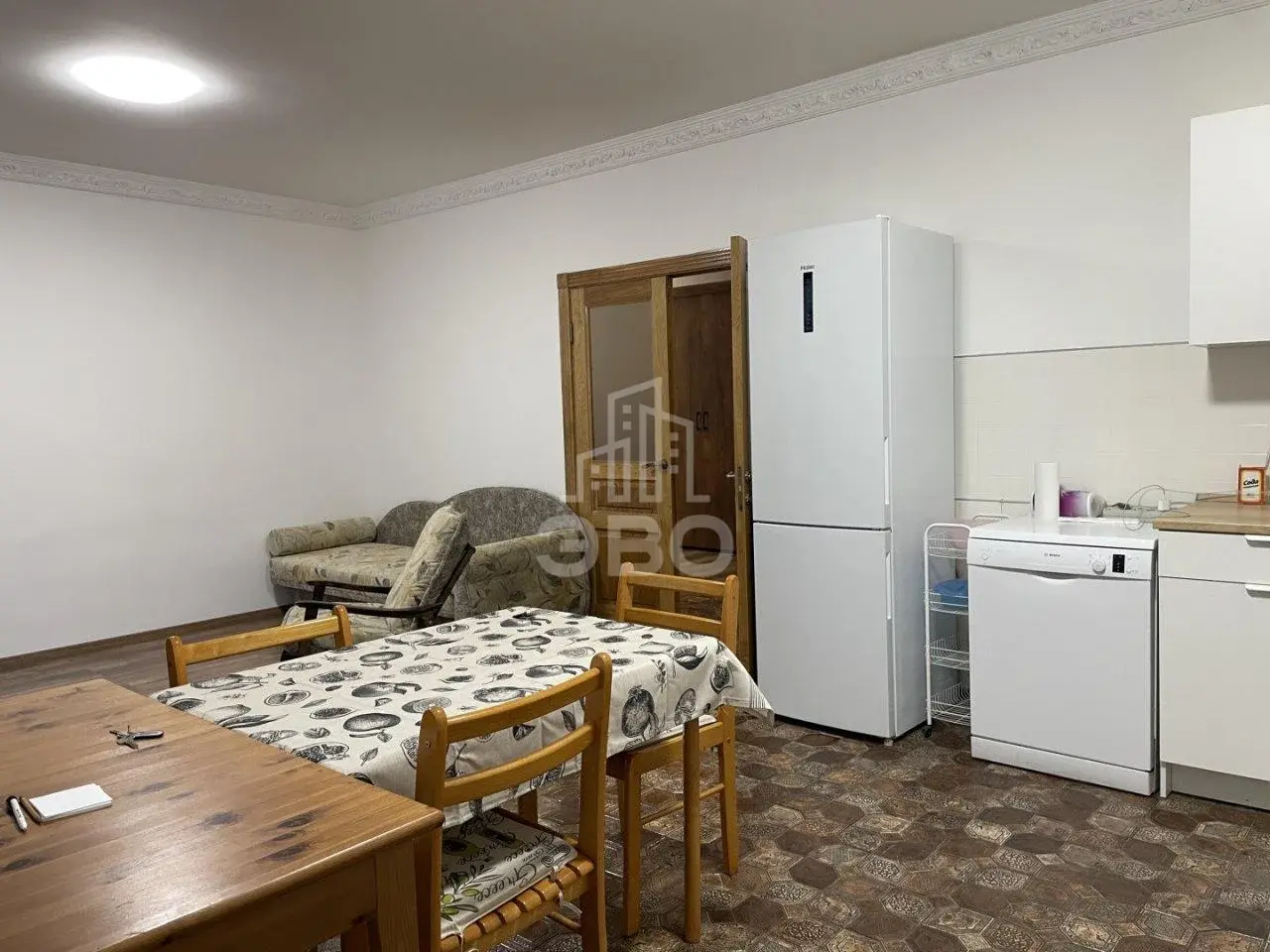 двухкомнатная квартира в Санкт-Петербурге по адресу: Энгельса проспект, 93