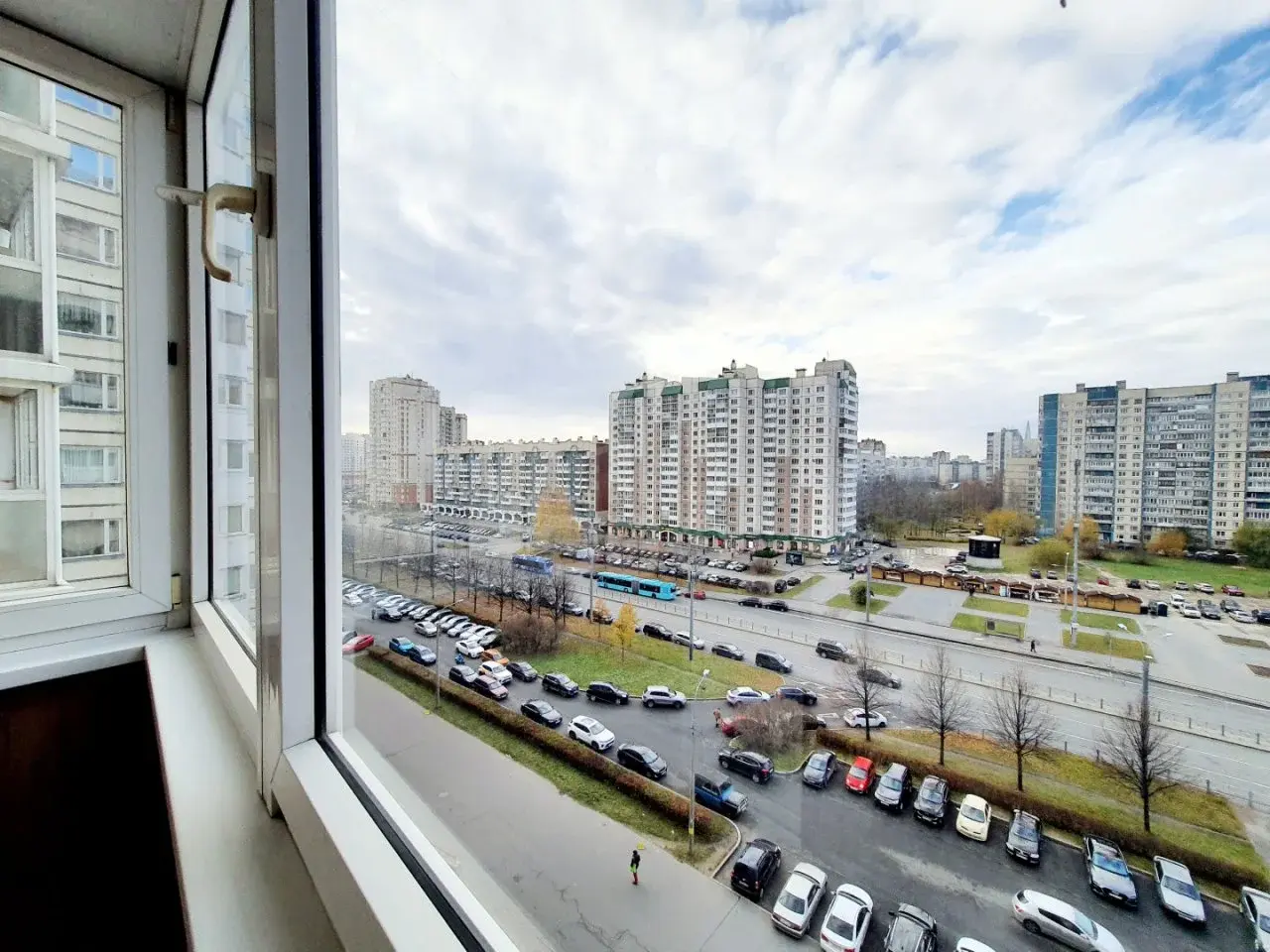 однокомнатная квартира в Санкт-Петербурге по адресу: Комендантский проспект, 17, к 1, литера А
