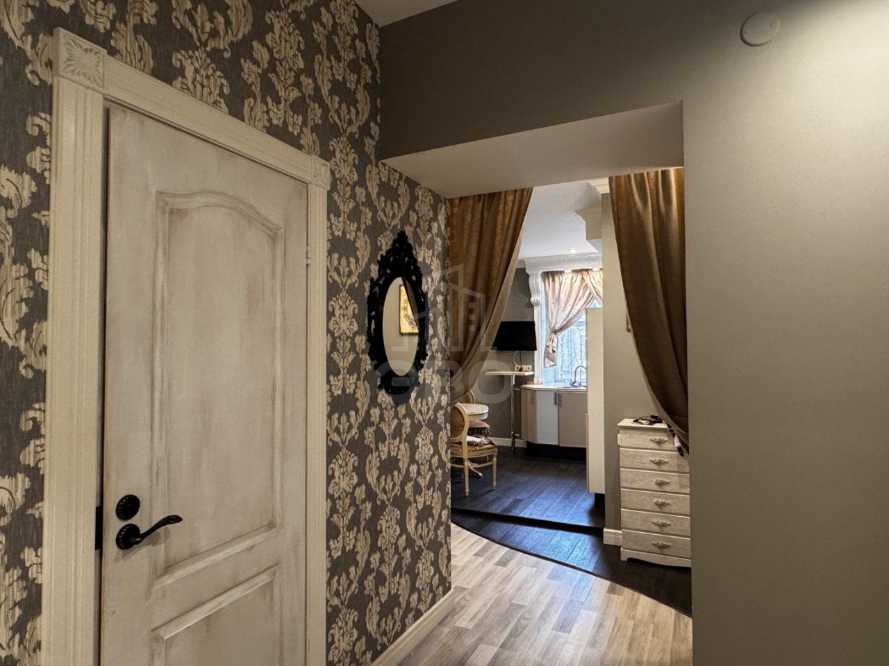 трехкомнатная квартира в Санкт-Петербург по адресу: Таллинская ул., 10